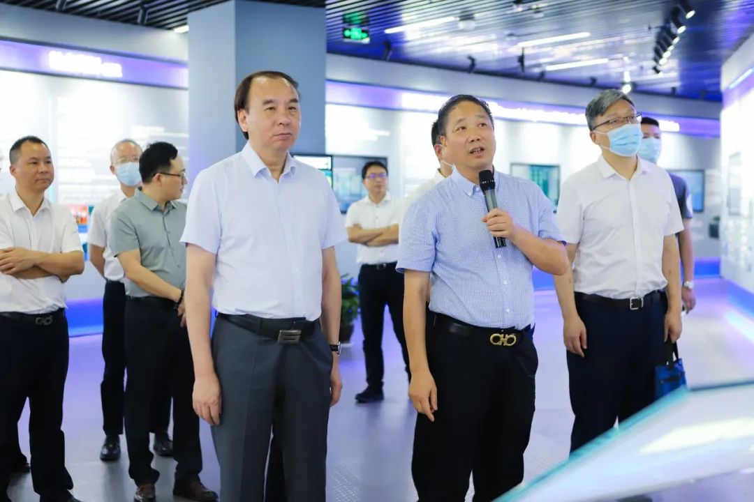 工信部电子第五研究所所长陈立辉调研正泰 工信部电子第五研究所所长陈立辉调研正泰